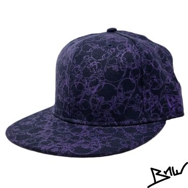 NEW ERA - SKULL ALL OVER - FITTED CAP - black / purple